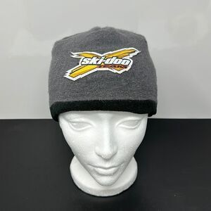 Kids ski-doo tuque merino wool